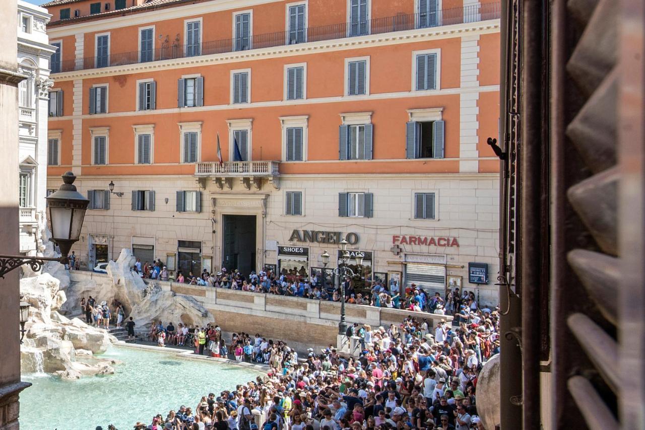 La Finestra Su Fontana Di Trevi - Charming View Lägenhet Rom Exteriör bild