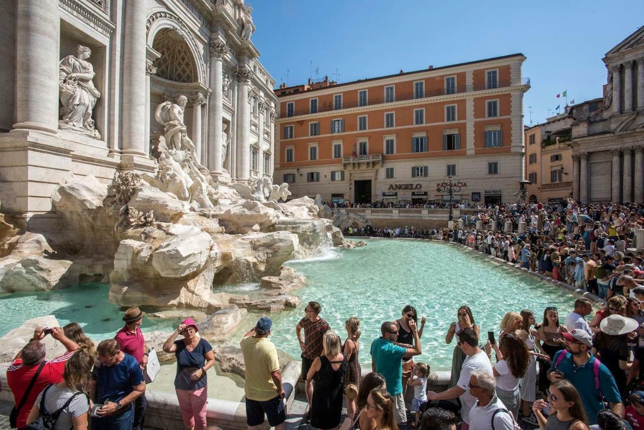 La Finestra Su Fontana Di Trevi - Charming View Lägenhet Rom Exteriör bild